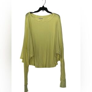 We The Free Microphone Drop Thermal Top in Lemon Grass Yellow Sz L EUC